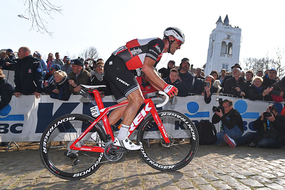 John Degenkolb climbs the cobbles at Gent-Wevelgem