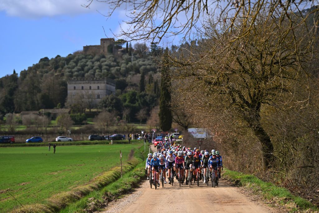 The women&#039;s peloton during Strade Bianche 2024