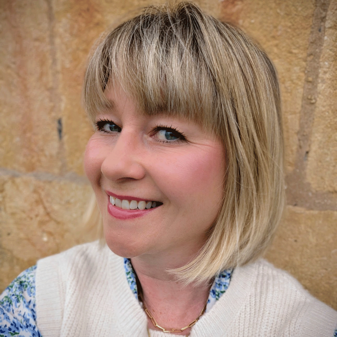 Rosamund Hall's avatar