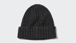 UNIQLO HEATTECH RIBBED BEANIE HAT