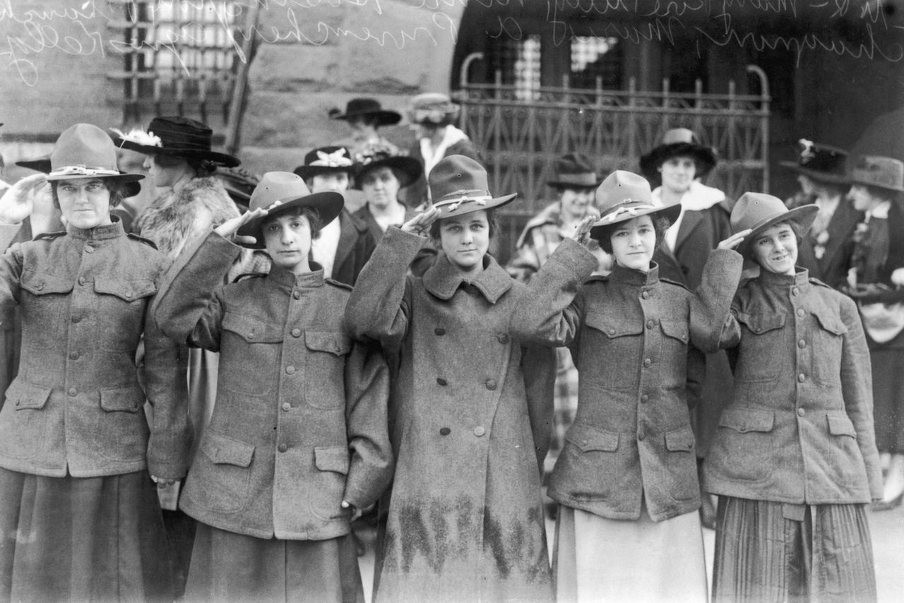 American women train for combat.