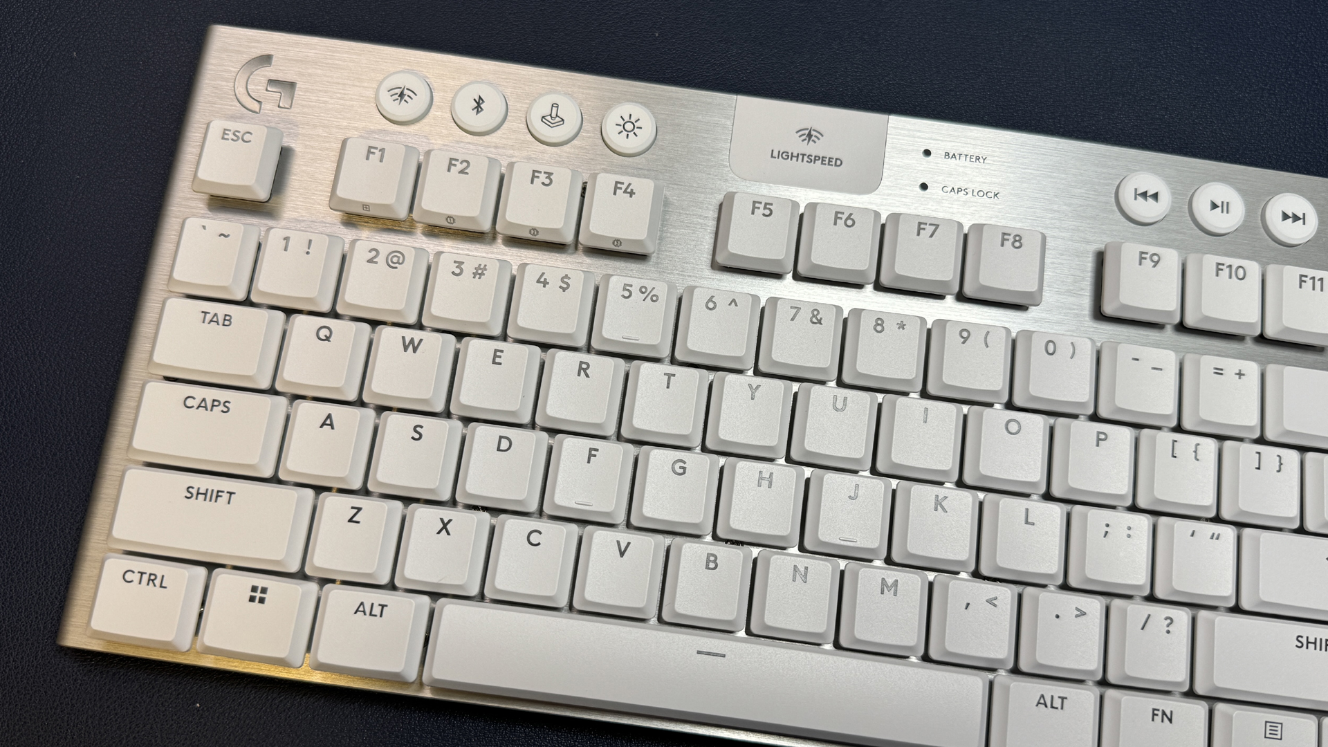 Logitech G915 X TKL
