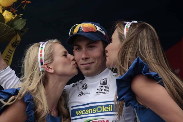 Marcello Pavarin (Vacansoleil-DCM) on the podium as king of the mountains.