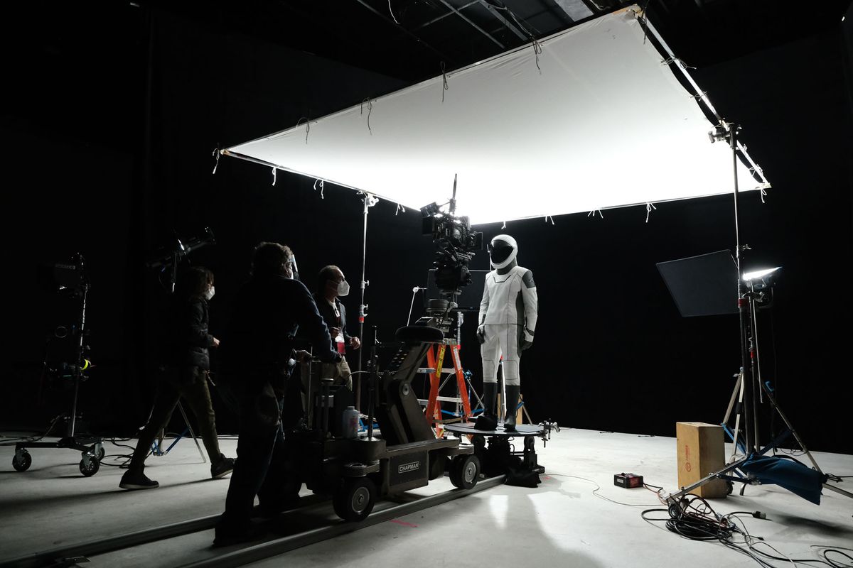 Director Bryce Dallas Howard directed the Inspiration4 Super Bowl ad for billionaire Jared Isaacman's private spaceflight on a SpaceX spacecraft.