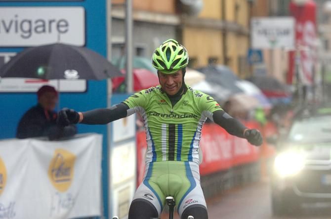 Damiano Caruso (Cannondale) wins the final, frigid stage