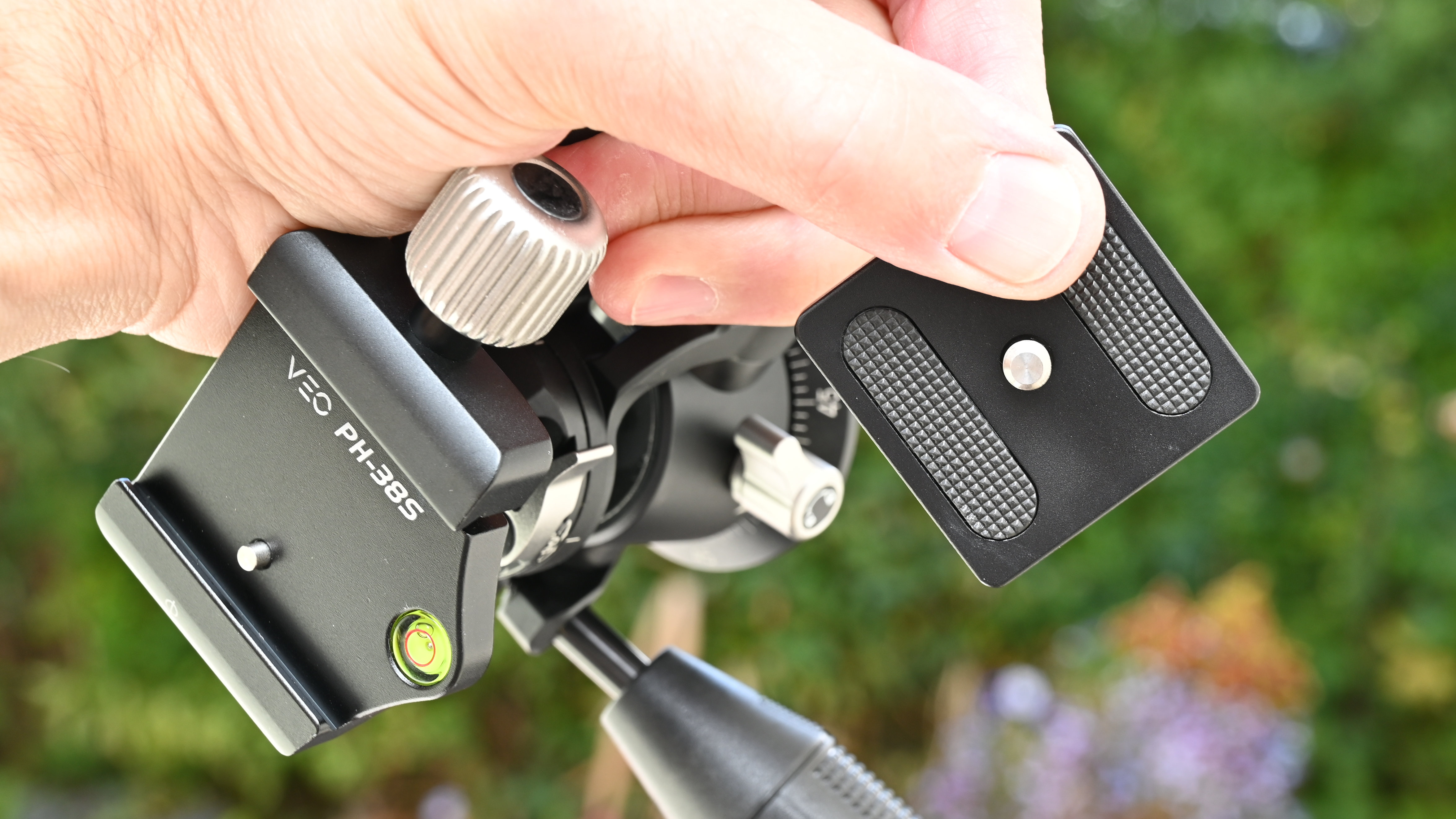 Vanguard VEO PH-38S 3-way pan head