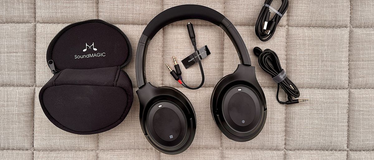 The SoundMAGIC P60BT