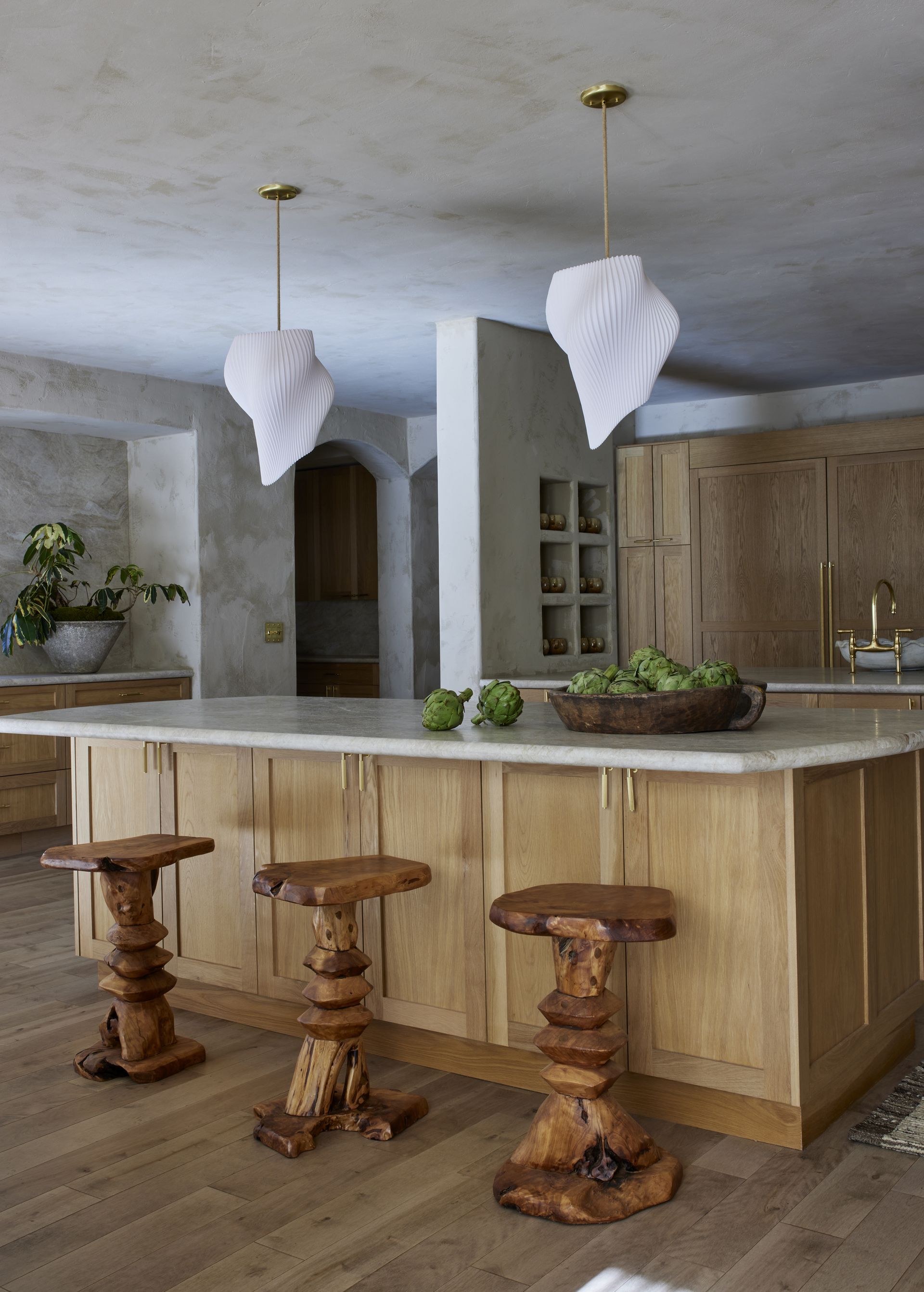 Jenson Button's Calming Kitchen Features Elegant Hardware | Livingetc