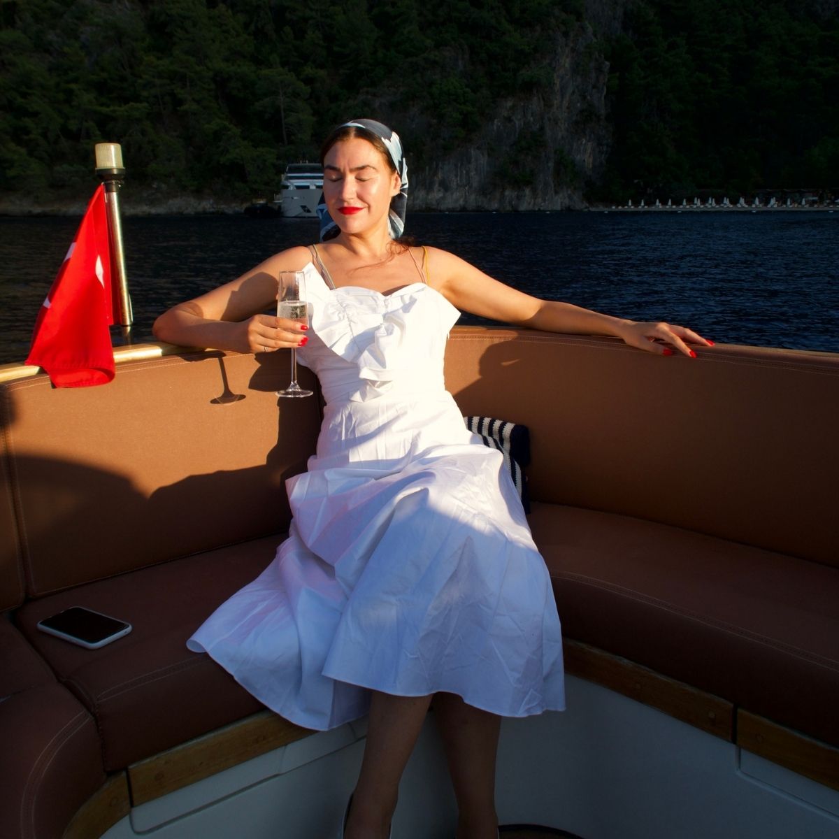 Mischa Anouk Smith on a sunset boat trip along T&uuml;rkiye&rsquo;s Turquoise Coast