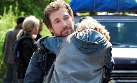 Noah Wyle plays a husband and father getting revenge on some aliens in TNT&amp;#039;s &amp;quot;Falling Skies.&amp;quot;