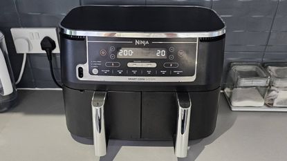 Ninja Foodi MAX Dual Zone Air Fryer AF451UK review
