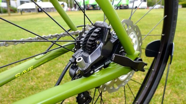 cannondale road bike disc brakes