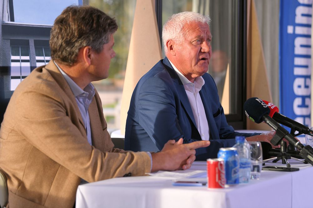 Patrick Lefevere and Francis Van Eeckhout, CEO of Deceuninck