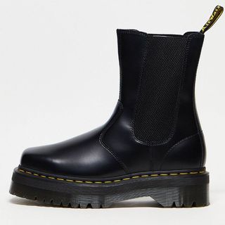 Dr Martens 2976 hi quad squared chelsea boots in black polished smooth leather