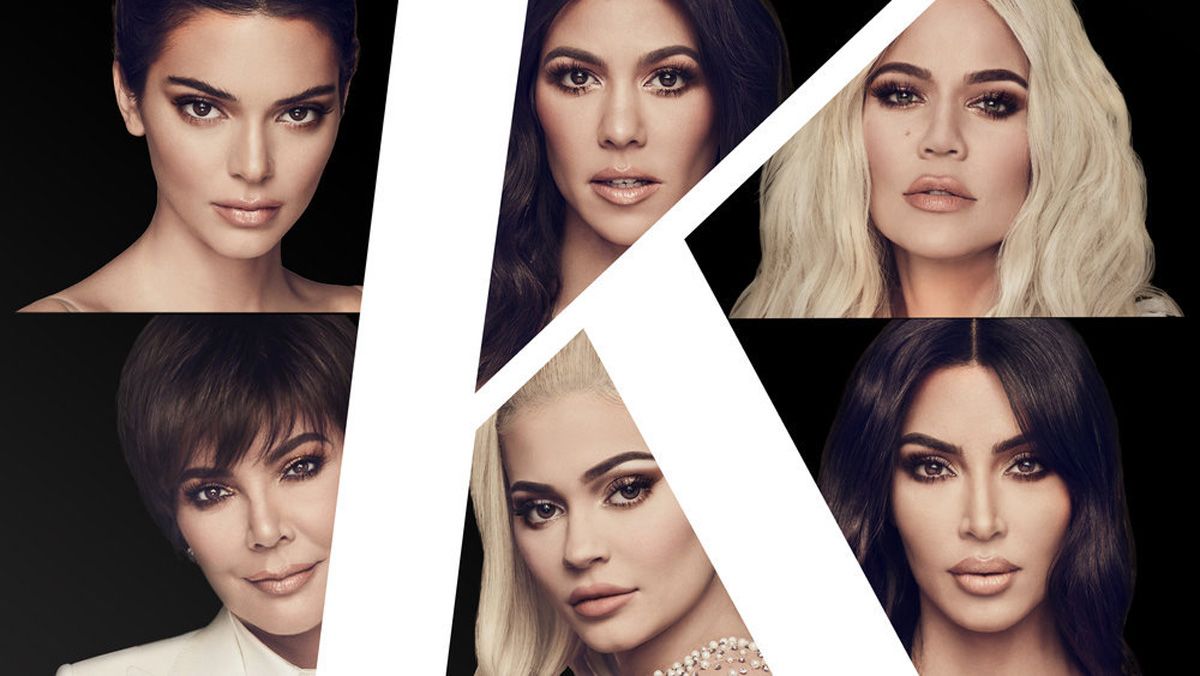 كيفية مشاهدة مسلسل Keeping Up With The Kardashians الموسم الثامن عشر عبر الإنترنت من أي مكان