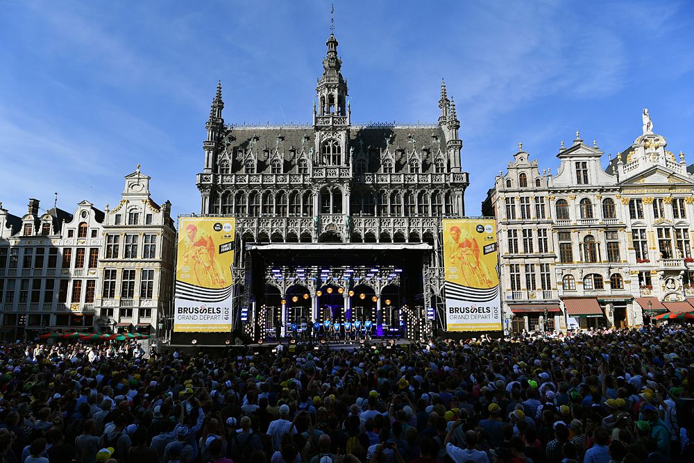 Movistar on stage at the 2019 Tour de France