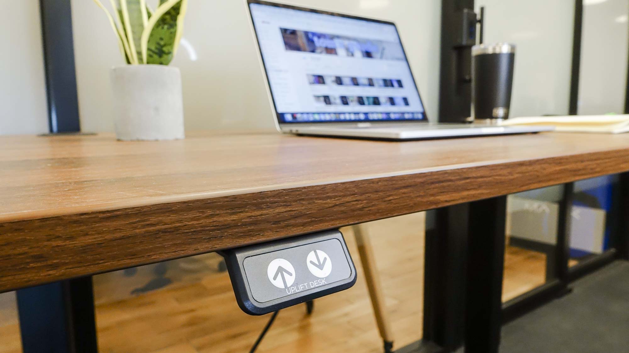 Uplift V2 . Stand Desk Settings Buttons