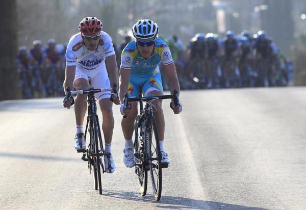 Enrico Gasparotto (Astana) has a dig