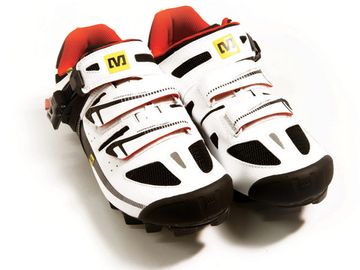3 bolt cleat