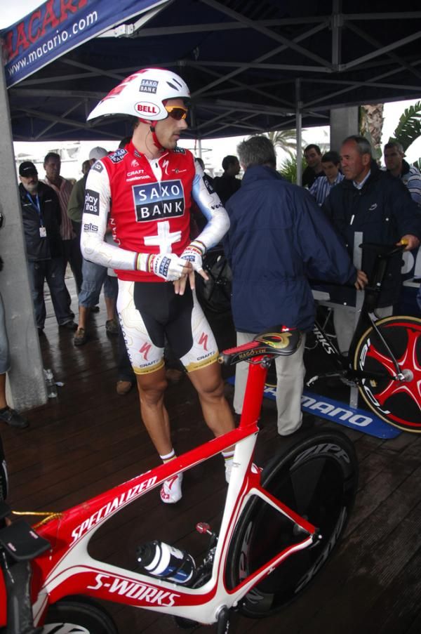 Fabian Cancellara prepares for the Valencia time trial