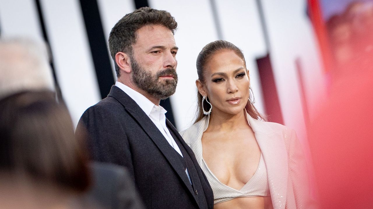 Ben Affleck and Jennifer Lopez attend the LA premiere of &#039;The Mother&#039;