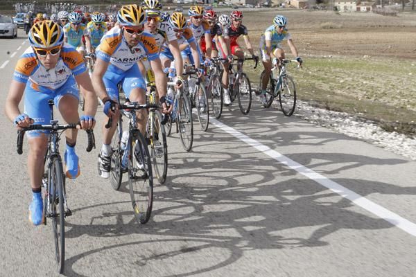 Garmin - Transitions sets tempo in the peloton.
