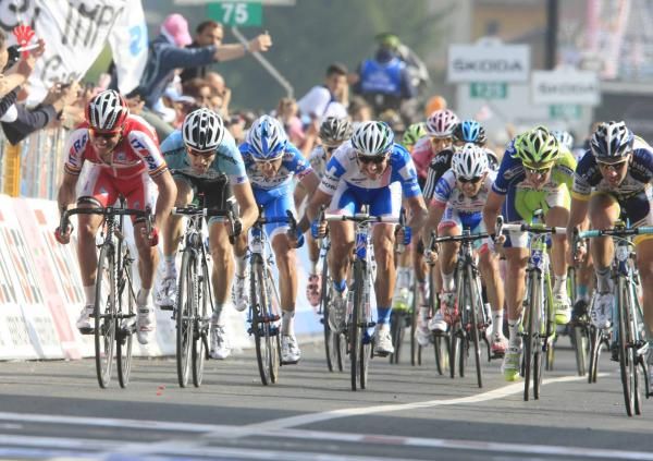 Joaquim Rodriguez (Katusha) won the sprint for third.