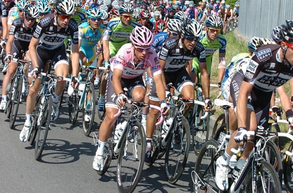 Richie Porte (Saxo Bank) rides in the peloton
