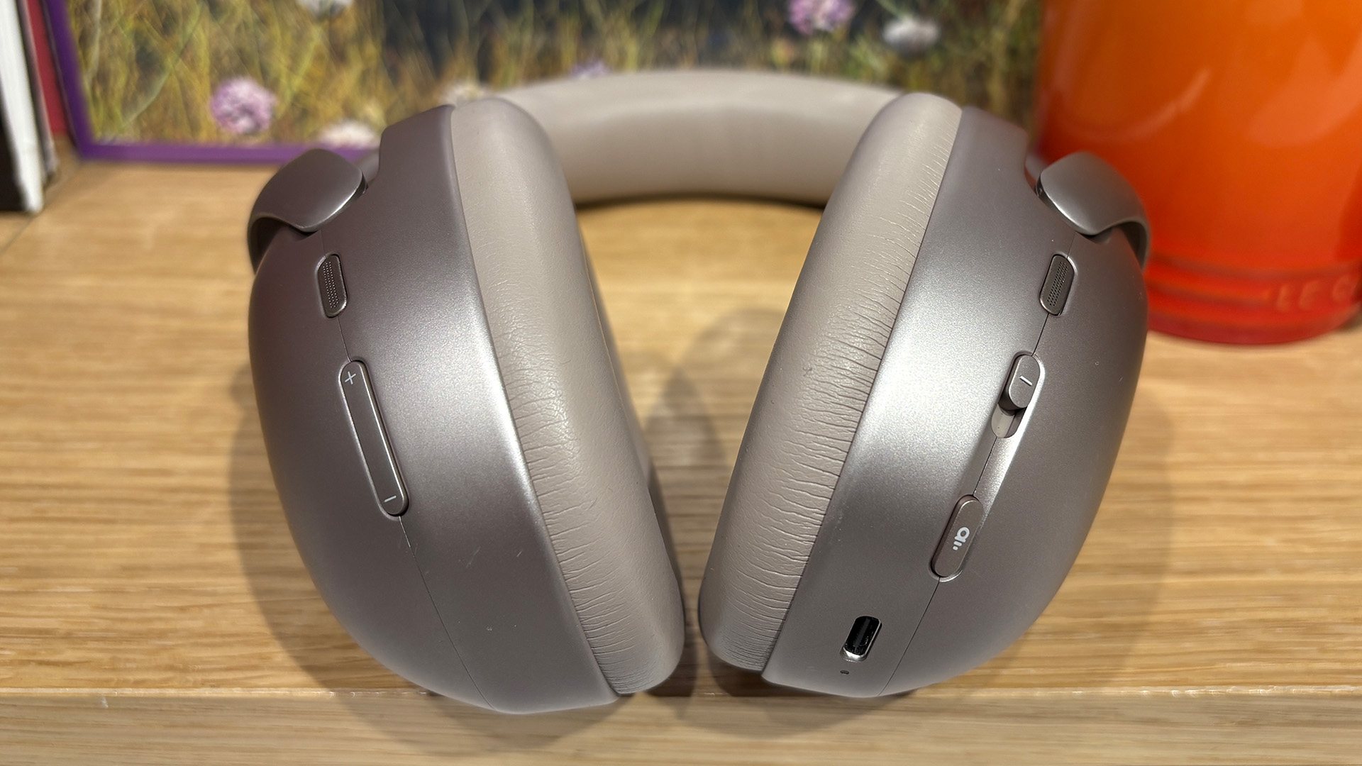 JBL Tour One M3 Smart Tx wireless over-ear headphones