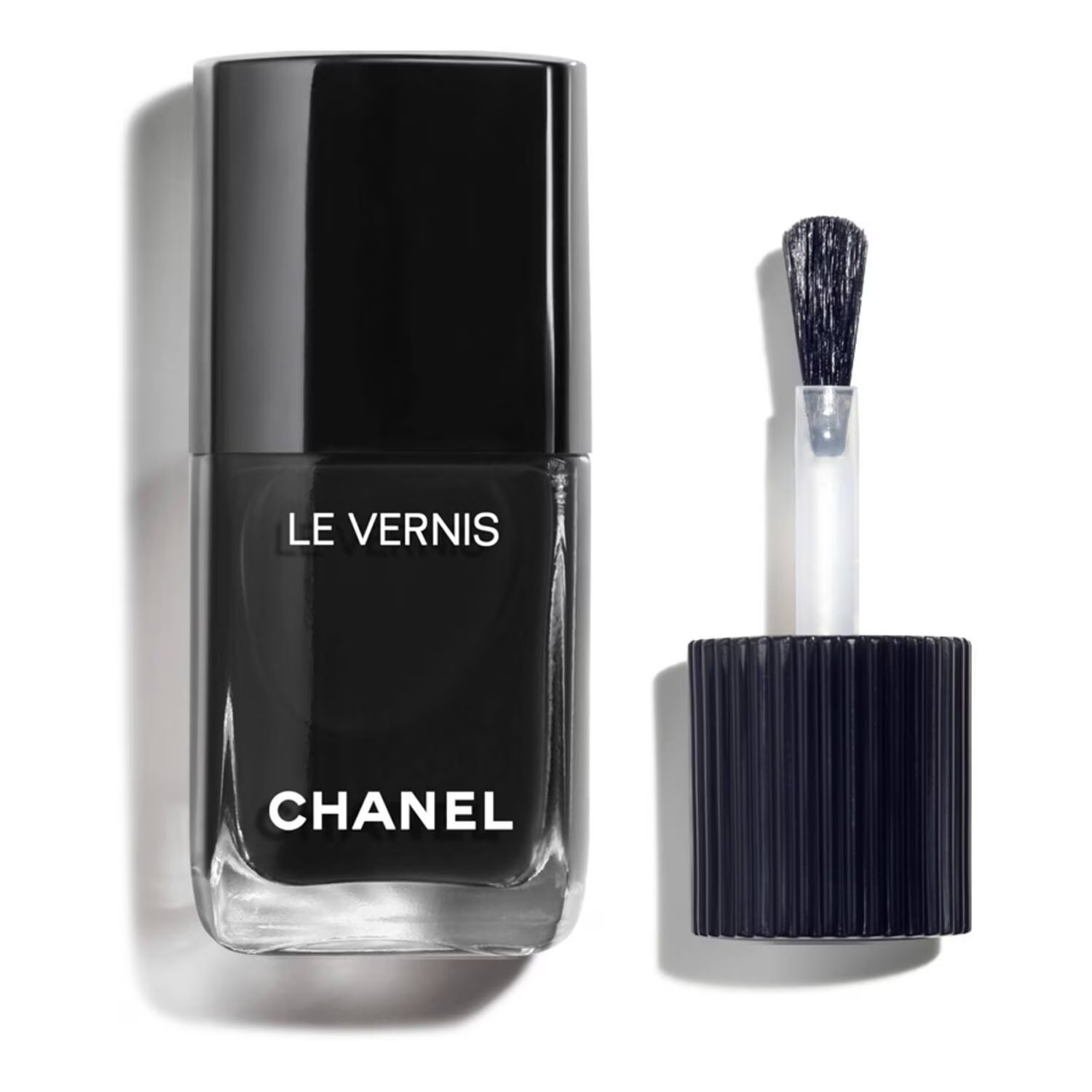 Chanel Le Diable En Chanel nail polish