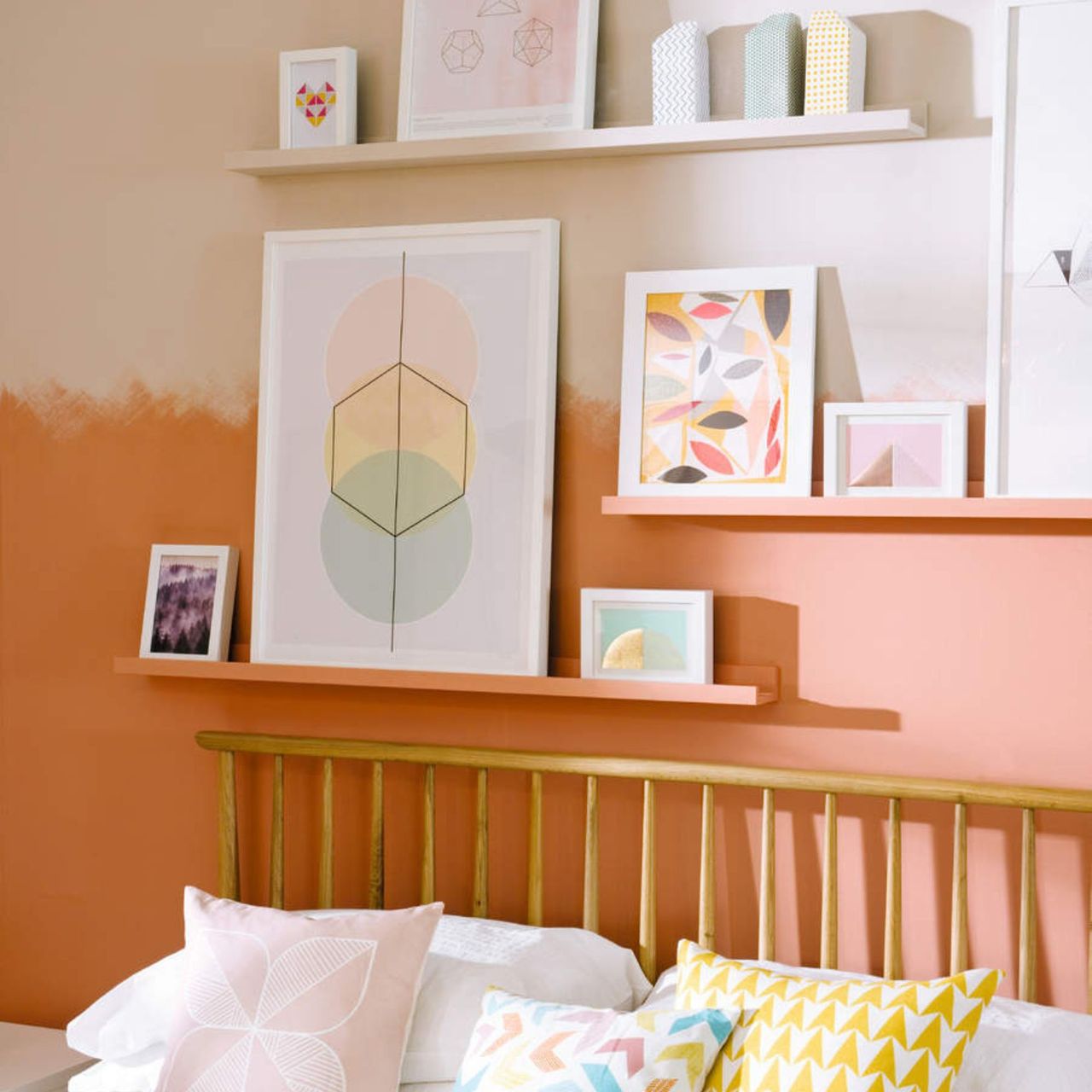 Teenage bedroom ideas: cool looks they'll love | Ideal Home