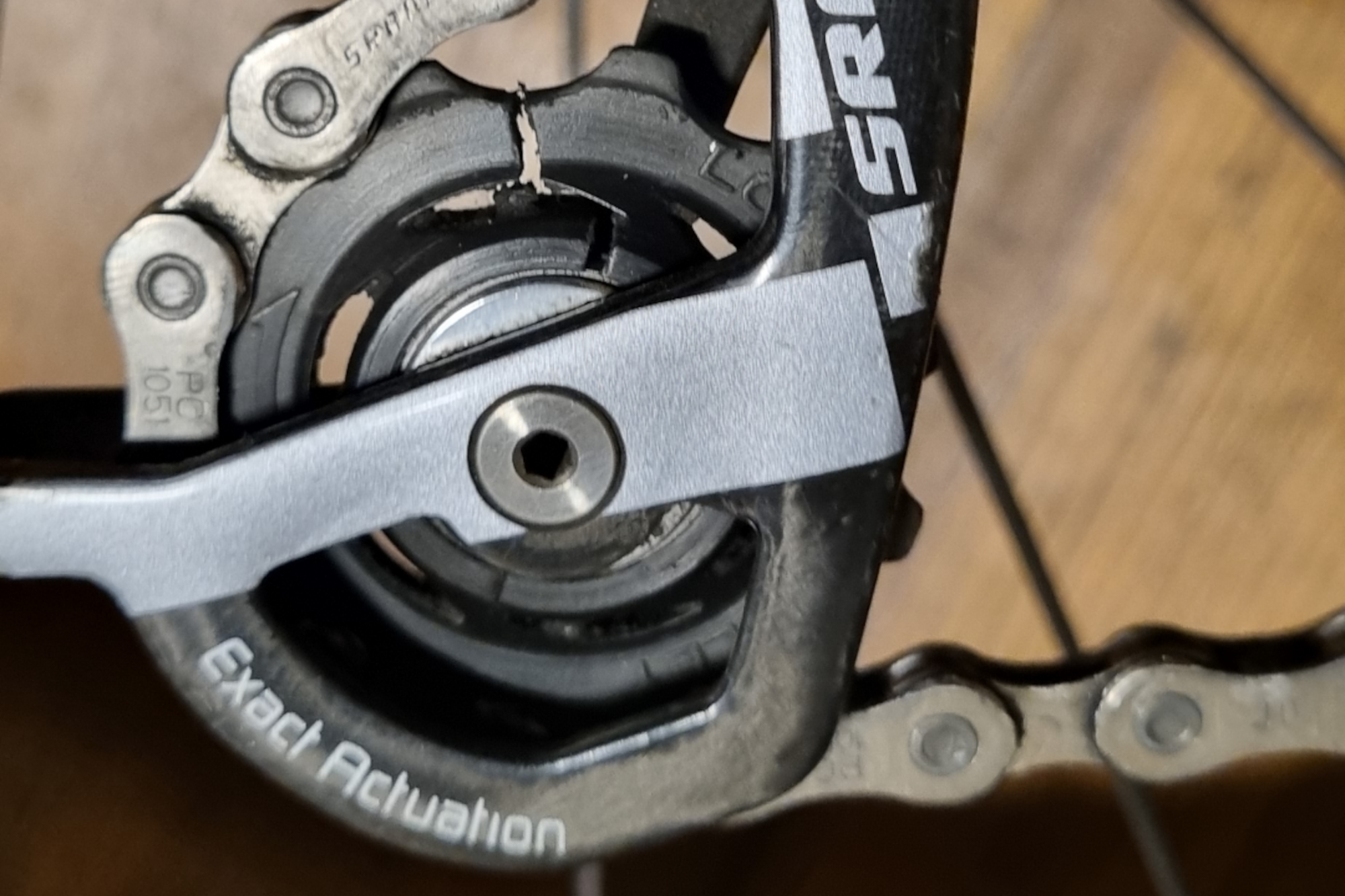 SRAM worn pulley