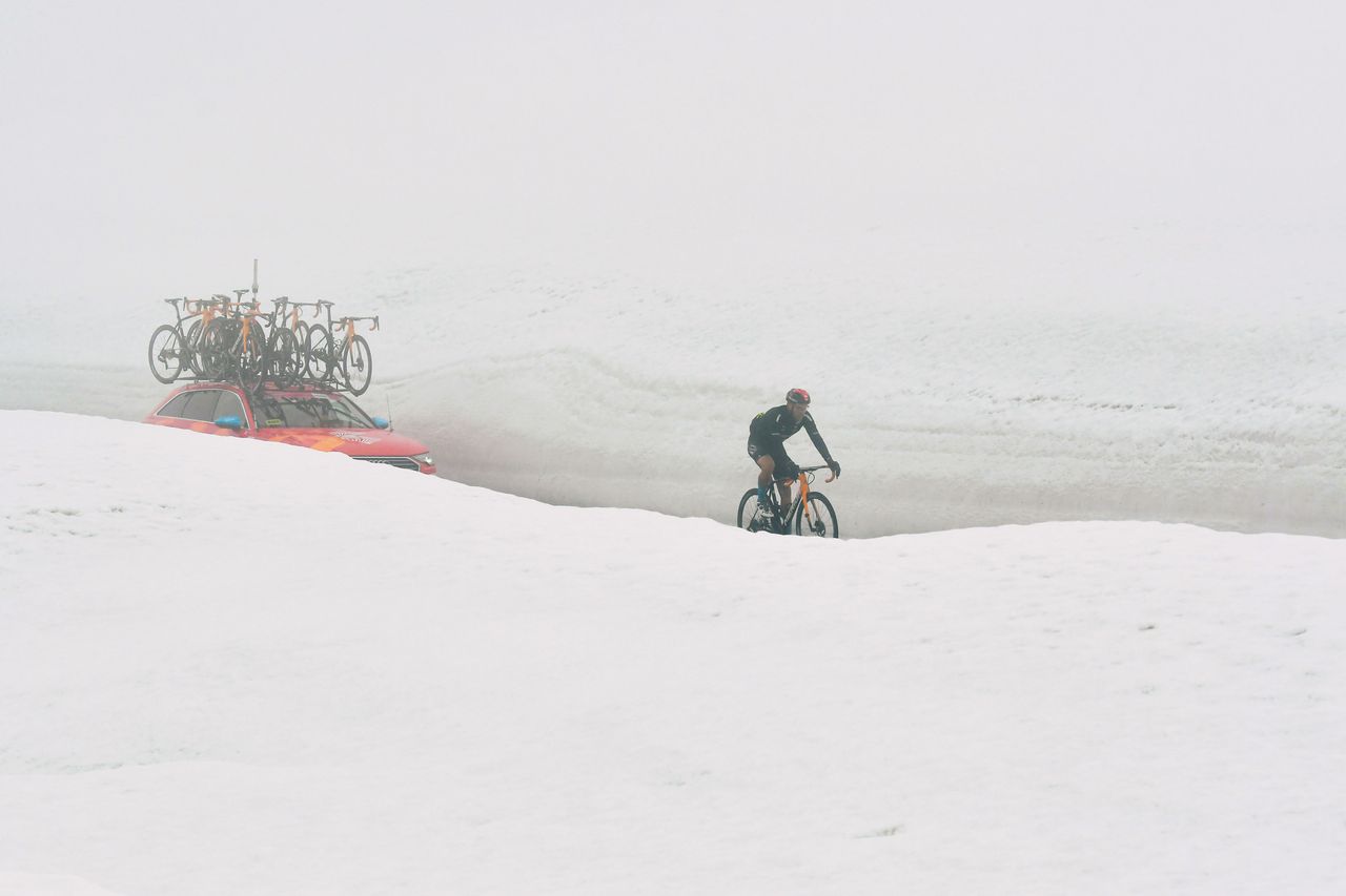 Giro d Italia 2021 104th Edition 16th stage Sacile Cortina d Ampezzo 155 km 24052021 Damiano Caruso ITA Bahrain Victorious photo Dario BelingheriBettiniPhoto2021
