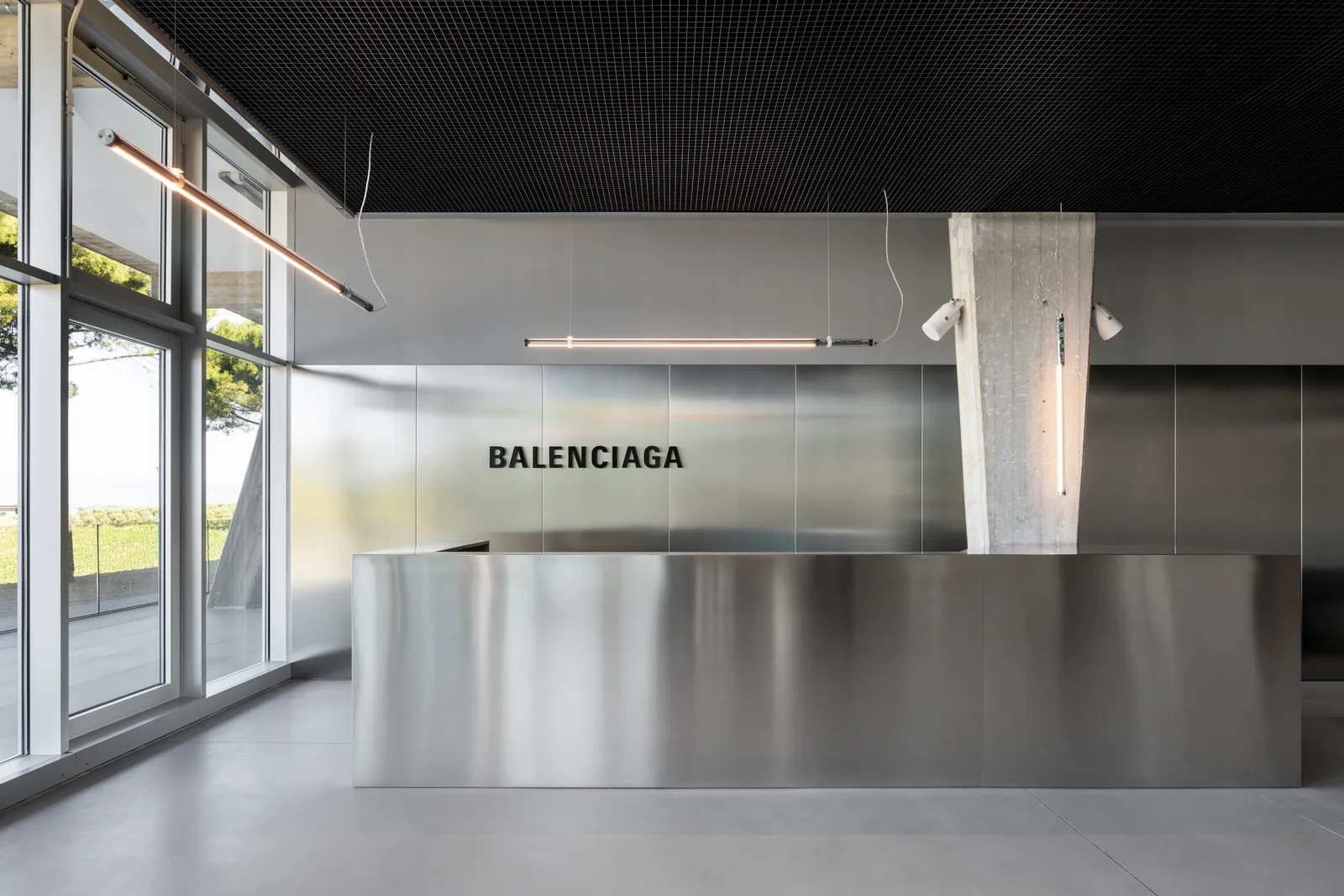 Balenciaga inaugura fábrica na Toscana
