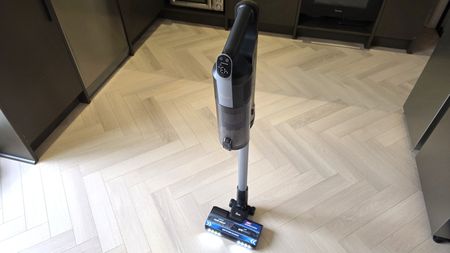 Hoover HF3 DynamicClean vacuum cleaner upright on hard floor 