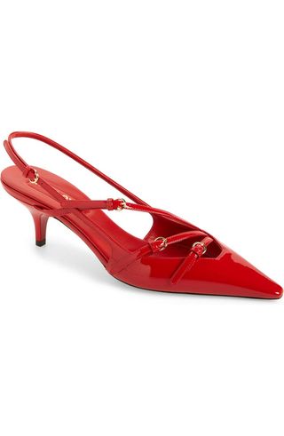 kitten heel slingback pump