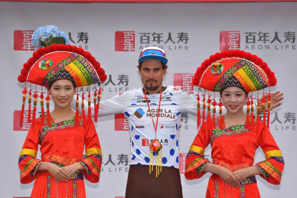 Silvan Dillier (AG2R-La mondiale) kept the blue polka-dot climber's jersey
