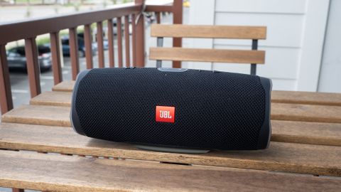 can you pair a jbl charge 3 with a charge 4