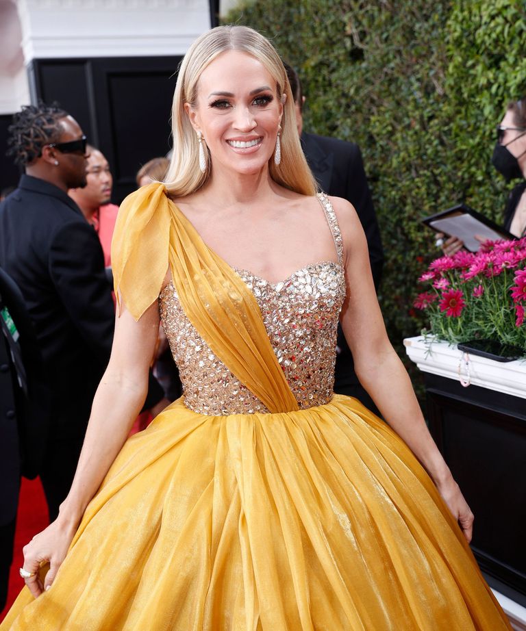 Carrie Underwood's vertical wall is a new way to grow plants Homes