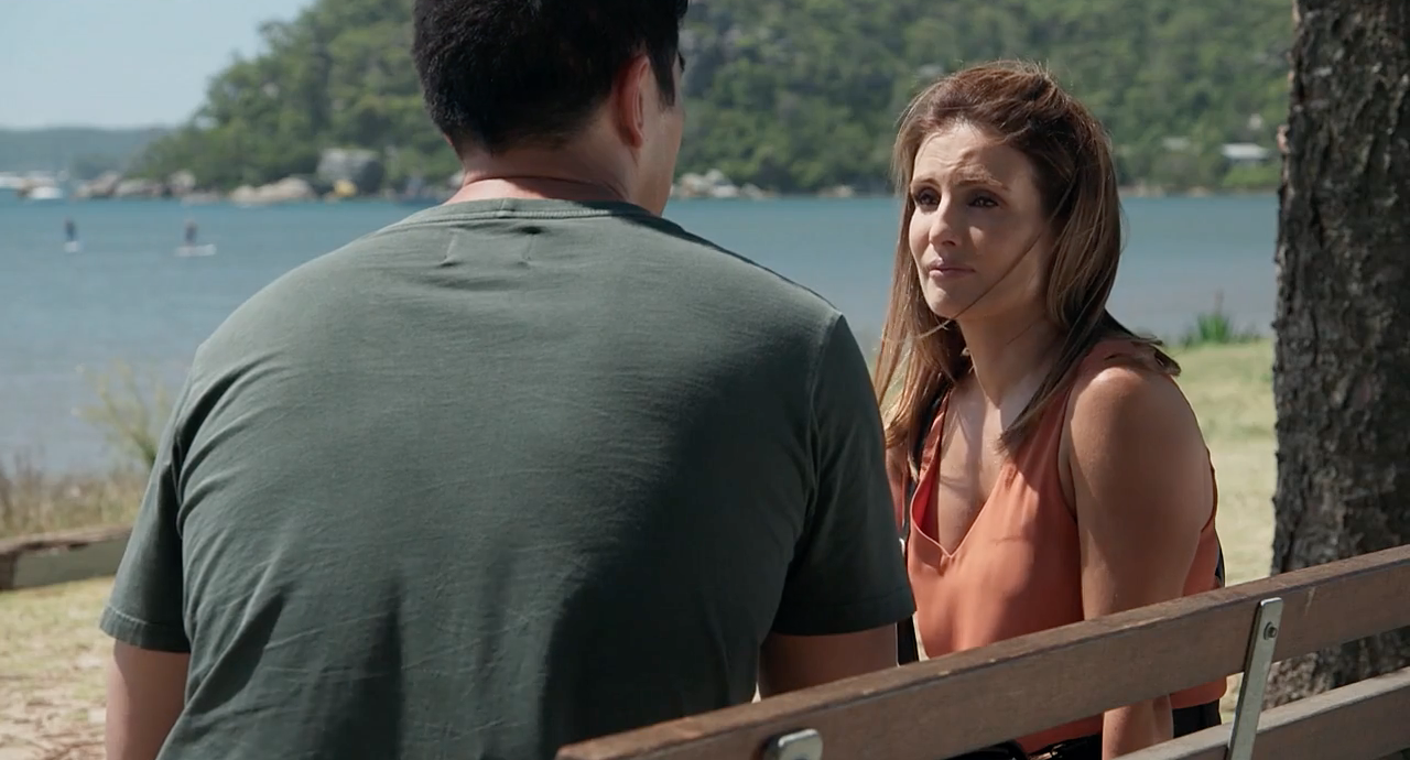 Home and Away spoilers: Will Leah BREAK-UP with Justin? | What to Watch