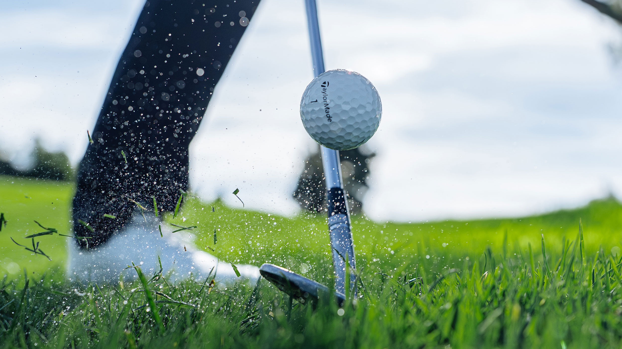 TaylorMade TP5 balls