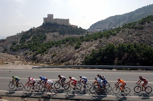 The 11-man escape makes its way along the Spanish countryside.