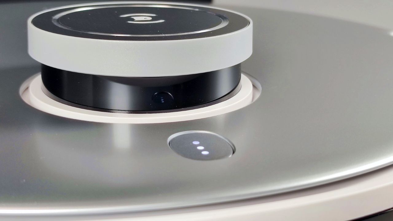 ECOVACS DEEBOT T20 OMNI