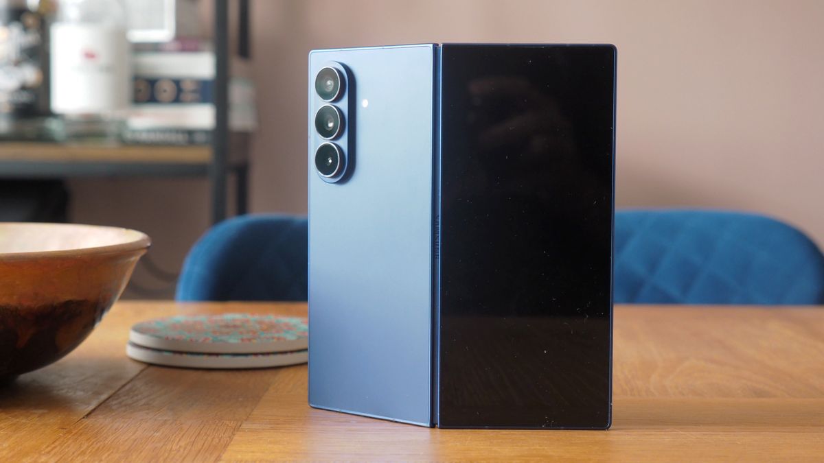 New Samsung Galaxy Z Fold could finally have a killer camera array