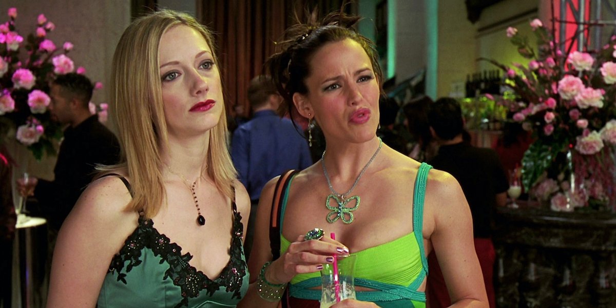 Judy Greer and Jennifer Garner in 13 Going on 30