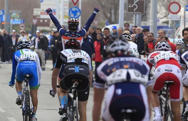 A view of the finish from behind.