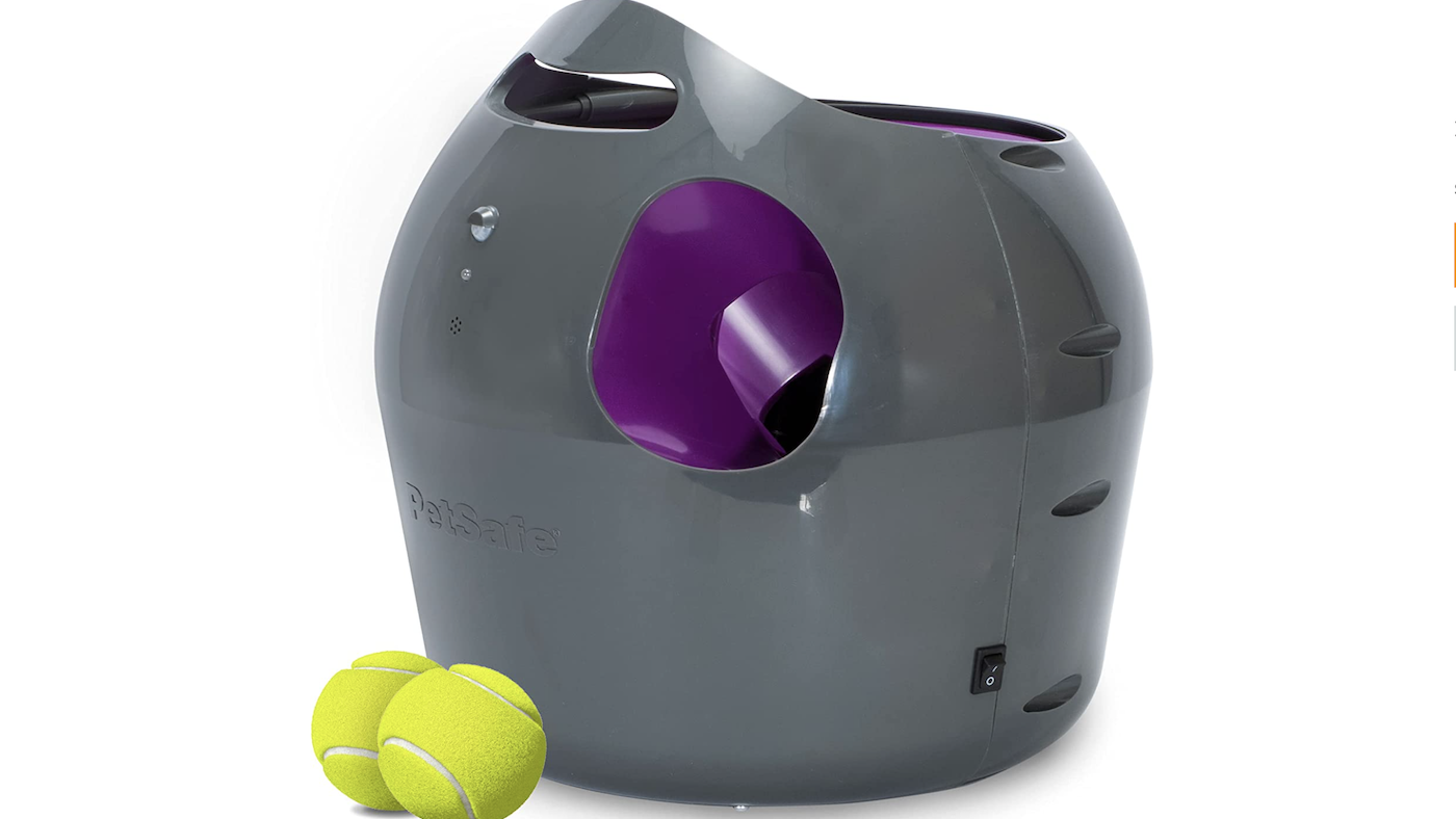 Ball throwers for dogs: PetSafe automatic launcher