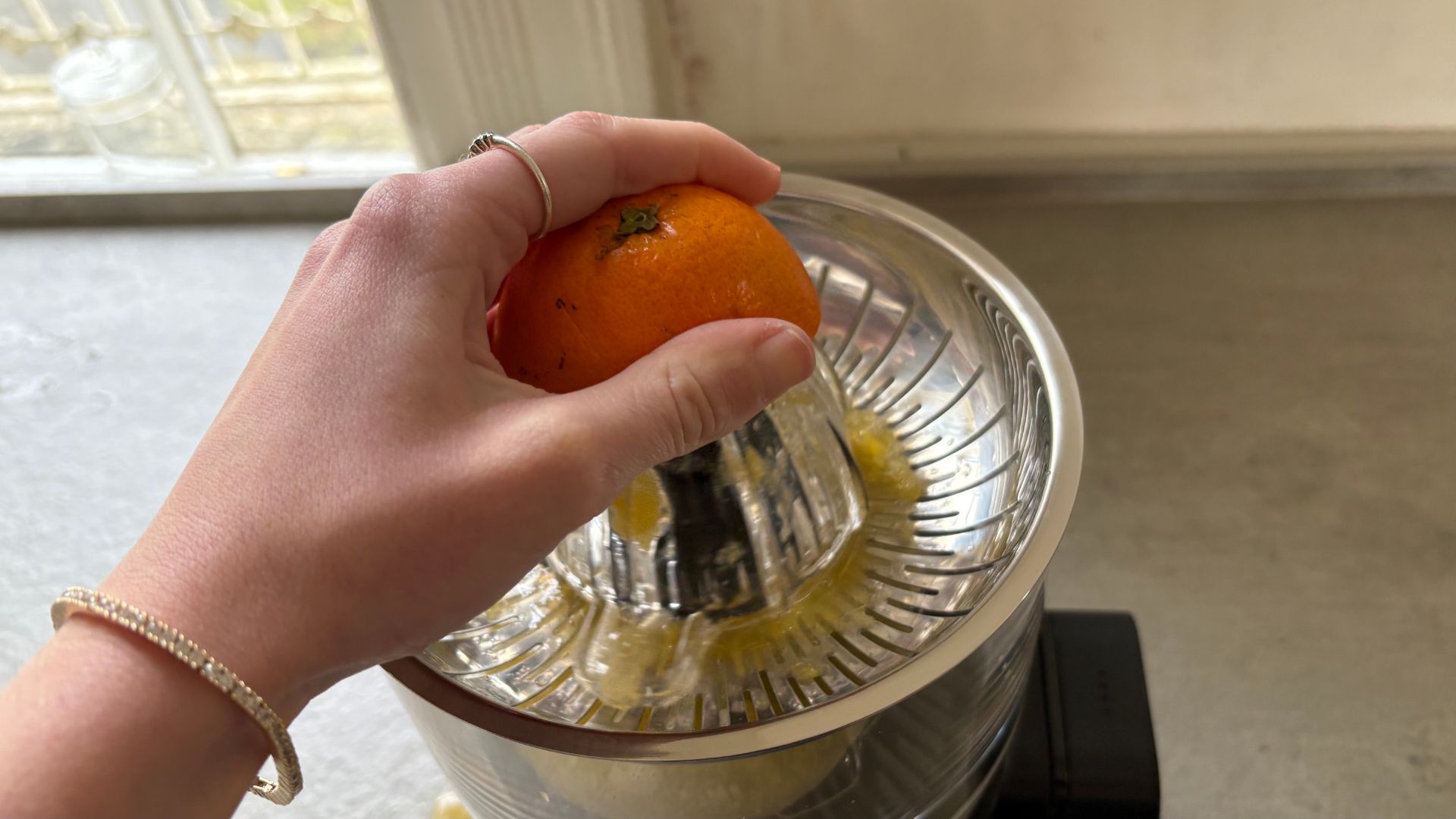 Testing the KitchenAid Go Cordless Citrus Juicer