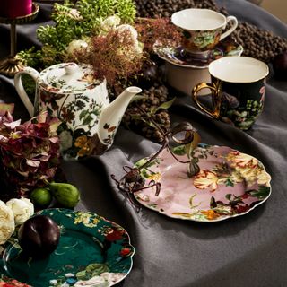 floral plates