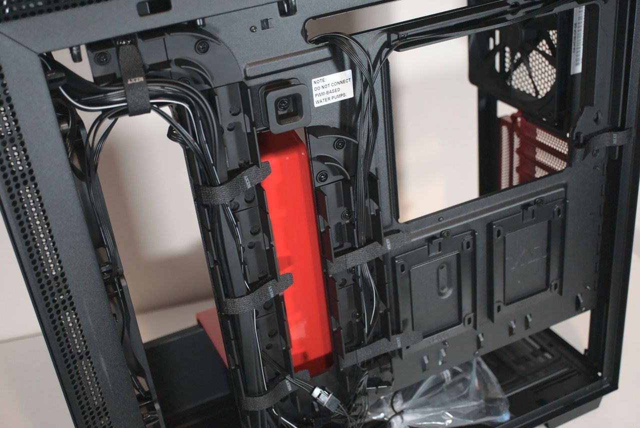 NZXT H710i Cyberpunk